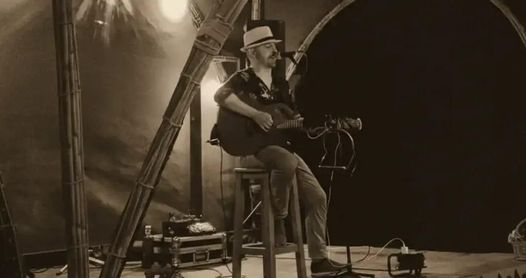 Fernando de tú a tú con su Tributo a Sabina en Málaga