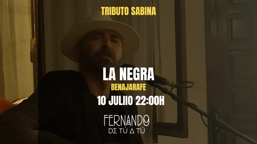 Fernando de Tú a Tú interpretando el tributo a Joaquín Sabina como cantante en Málaga en el local La Negra de Benajarafe.