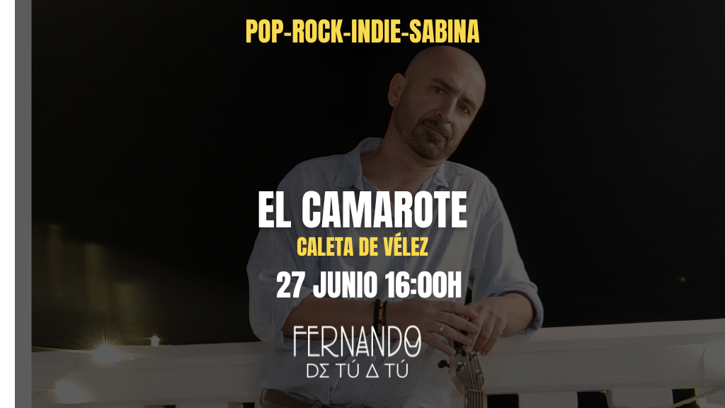 Fernando de Tú a Tú actuando como cantante en Málaga durante un tardeo en El Camarote de Caleta de Vélez.